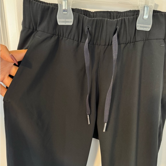 Lululemon On The Fly Pant Black - Picture 9 of 10